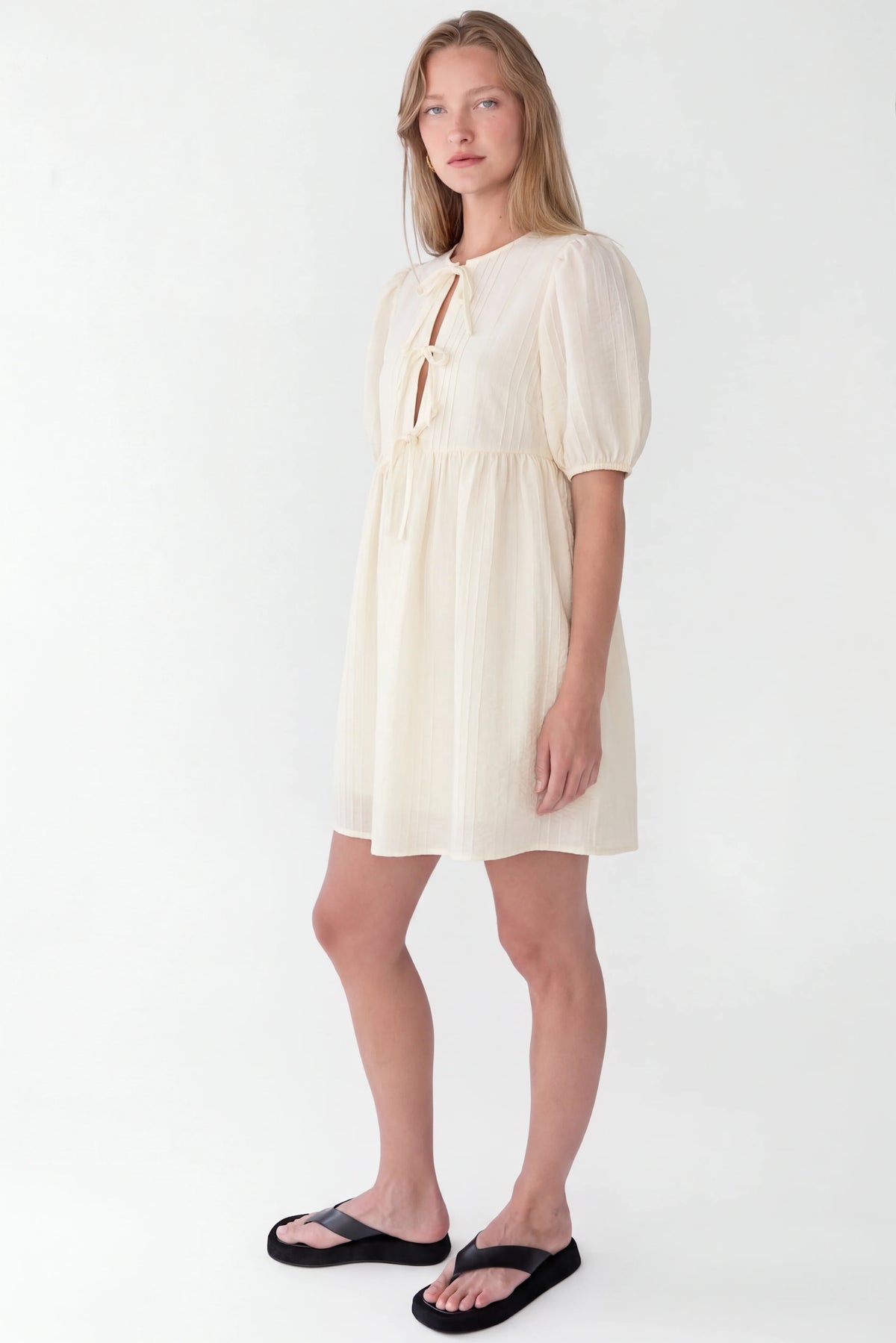 TIE-FRONT BABYDOLL MINI DRESS